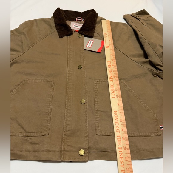 Hunter Insulated Tan Barn Crop Jacket with Dark Brown Corduroy Collar M NWT - Picture 8 of 16